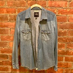 American Eagle Denim Boyfriend Button-up